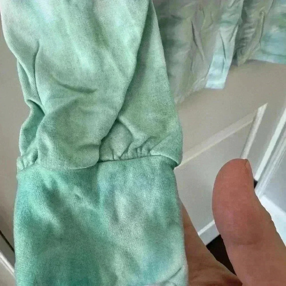 Yanak Ace Sweater~ Teal ~ Large~ NWT! Yana K - Picture 2 of 4